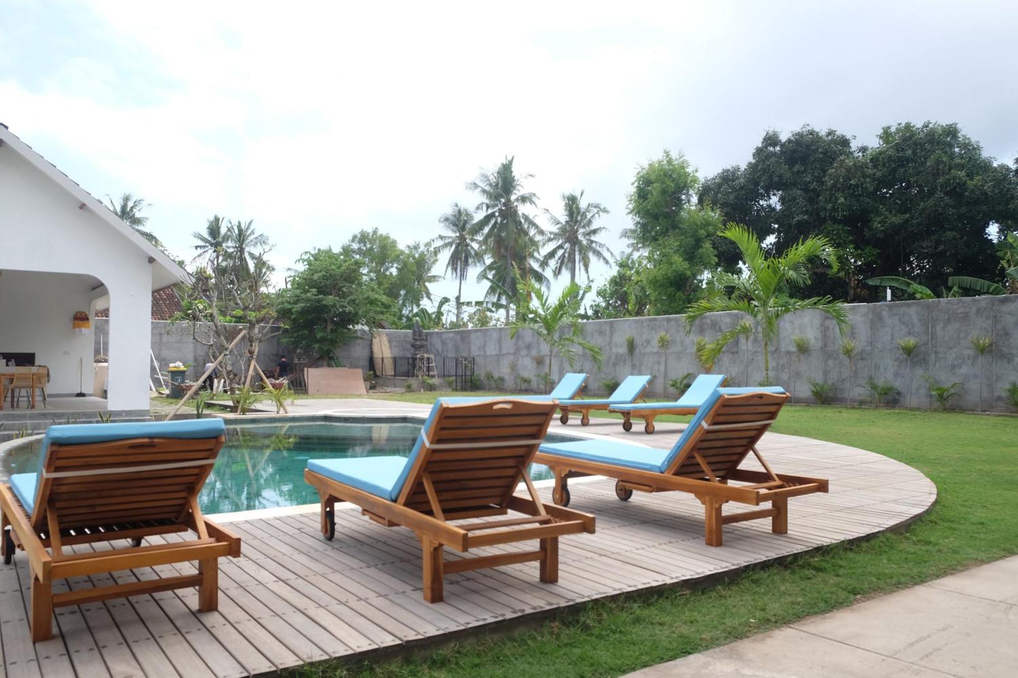 ホテル Dipenida Bali Batununggul エクステリア 写真
