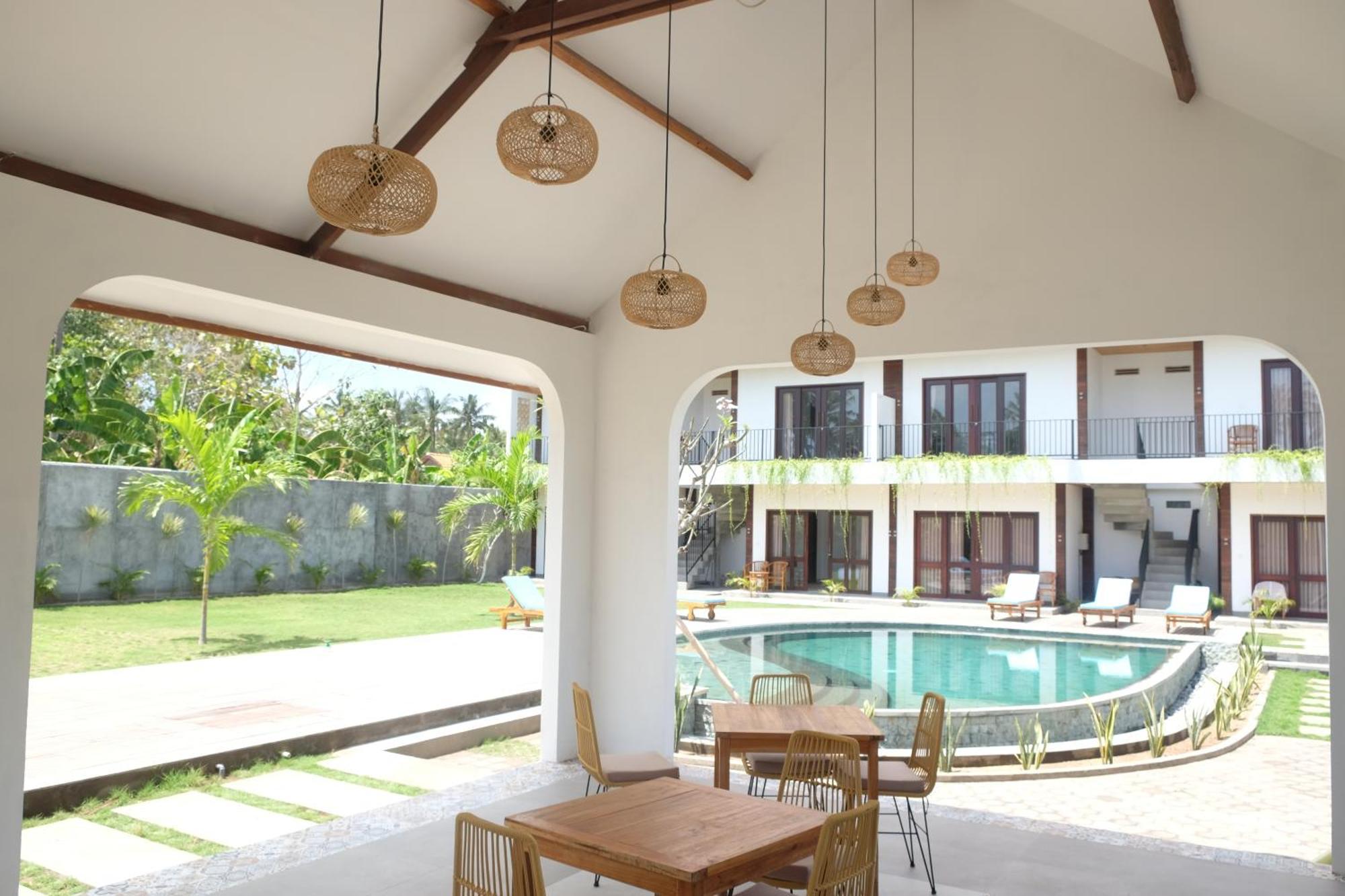 ホテル Dipenida Bali Batununggul エクステリア 写真