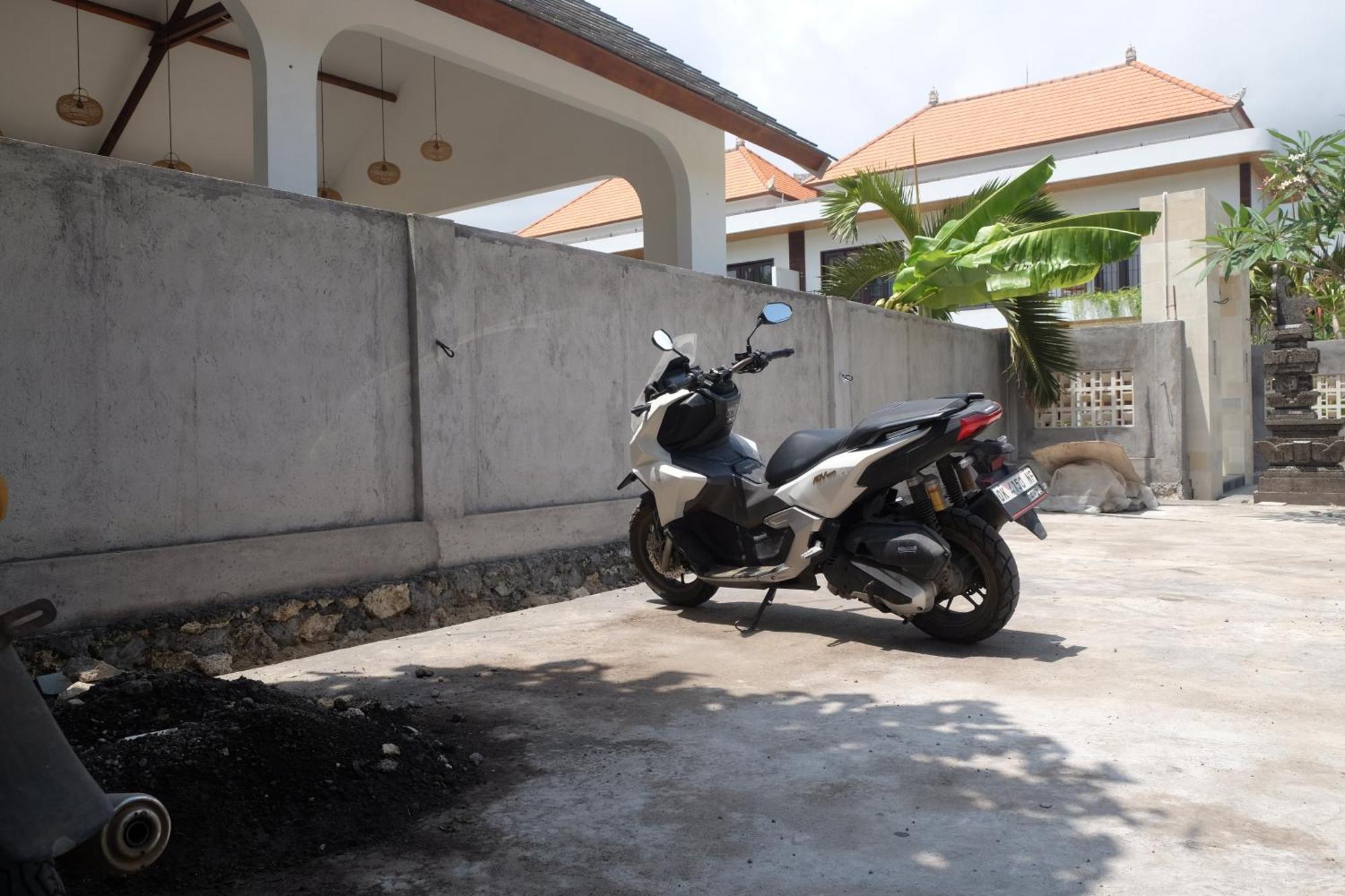 ホテル Dipenida Bali Batununggul エクステリア 写真